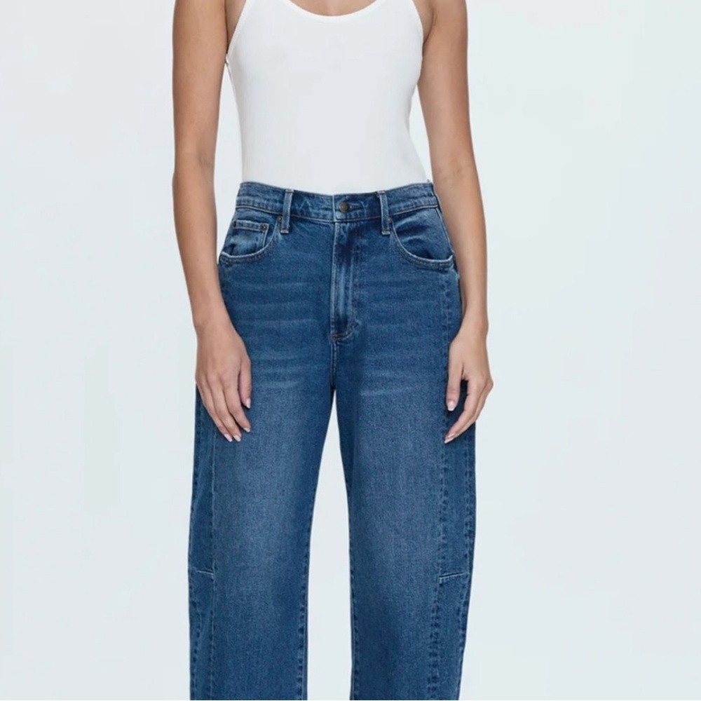 Size 28 Pistola Eli curved barrel jeans in color Augustus